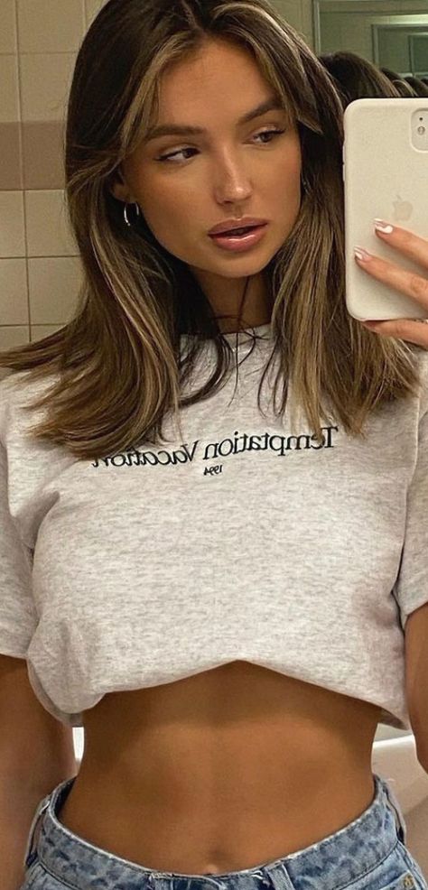 Short Mid Length Hair, Brown Mid Length Hair, Armpit Length Hair, Collar Bone Hair, Best Curtain Bangs, Mid Length Straight Hair, Shoulder Length Haircut, Brown Hair Cuts, Middle Length Hair