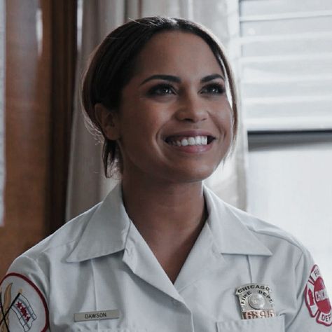 Chicago Fire Gabby, Gabriela Dawson, Gabby Dawson, Chicago Fire Dawsey, Monica Raymund, Chicago Girls, Chicago Aesthetic, Fire Icons, Female Firefighter