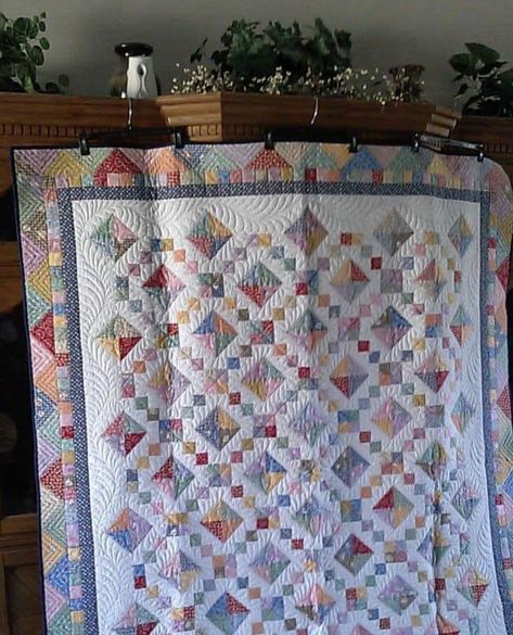 Jewel Box Quilt, Box Quilt Pattern, Homemade Machine, Side Borders, Half Square Triangle, Quilt Border, Free Motion Embroidery, Easy Quilt Patterns, My Hobby