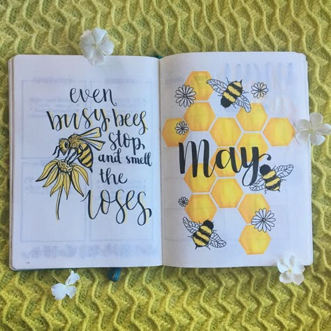 Bujo Themes, Bee Bujo, Bujo Bee Theme, Bee Journal, Honey Bee Journal Ideas, Bullet Journal August Theme, Bee Bullet Journal, Bee Theme Bullet Journal, May Bullet Journal