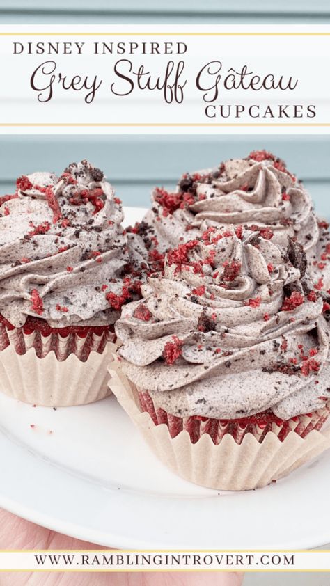 Fillings For Red Velvet Cupcakes, Red Velvet Cake Filling Ideas, Cupcakes Raspberry, Disneyland Recipes, The Grey Stuff, Chocolate Cheesecake Bites, Brownie Desserts Recipes, Disney Desserts, Grey Stuff