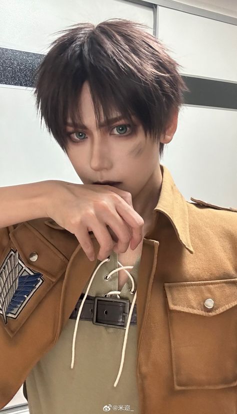 Eren Jaeger Cosplay, Aot Cosplay, Levi Cosplay, Teal Eyes, Snk Cosplay, Eren And Mikasa, Male Cosplay, Cosplay Characters, Digital Art Anime