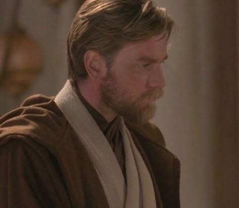 Obi Wan Revenge Of The Sith, Obi Wan Kenobi Revenge Of The Sith, Ewan Mcgregor Obi Wan, Revenge Of The Sith, Star Wars Obi Wan, The Sith, Christmas Calendar, Ewan Mcgregor, Comfort Characters