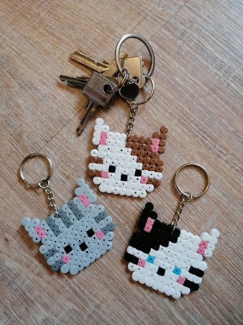 Iron Beads Keychain, Hammer Beads, Easy Perler Beads, Hamma Beads Ideas, Easy Perler Bead Patterns, Melty Bead Patterns, Pixel Beads, Easy Perler Beads Ideas, Hama Beads Design