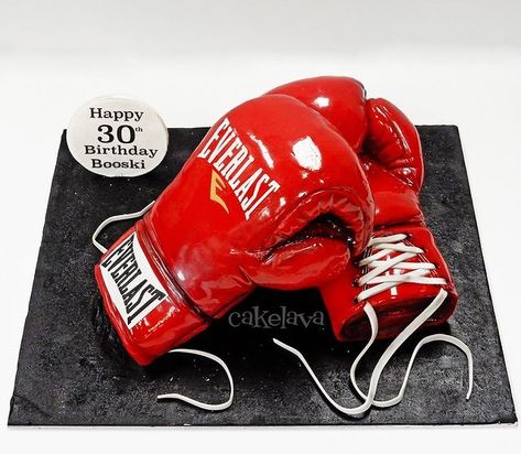 cakelava Las Vegas в Instagram: «Rick’s sculpted boxing gloves cake for Booski’s 30th at @taolasvegas! See yesterday’s post for a video of Rick working on Booski’s cake.…» Boxing Gloves Cake, Everlast Boxing Gloves, Cupcakes Fondant, How To Make Marshmallows, Bottle Cake, Little Pony Cake, Pony Cake, Bee Cakes, Cake Templates