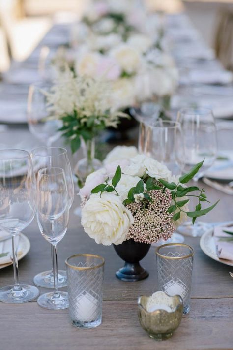 Ivory and gold table decor | Photo by Apertura Sunstone Winery Wedding, Cinderella Wedding Theme, Marthas Vineyard Wedding, Disney Wedding Theme, Santorini Wedding, Burgundy Flowers, White Table Cloth, Wedding Arrangements, Bridal Shoot