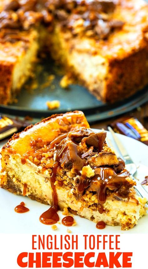 English Toffee Cheesecake with crushed Heath bars and caramel sauce on top. Christmas Cheesecake Recipes, Toffee Cheesecake, Milk Toffee, Delicious Cheesecake Recipes, Spicy Southern Kitchen, Christmas Cheesecake, Cooking Panda, Heath Bars, English Toffee