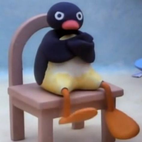 Pingu Icons, Pingu Memes, Pingu Pingu, 밈 유머, Whatsapp Stickers, Funny Science Jokes, Funny Profile Pictures, Cute Memes, Reaction Images