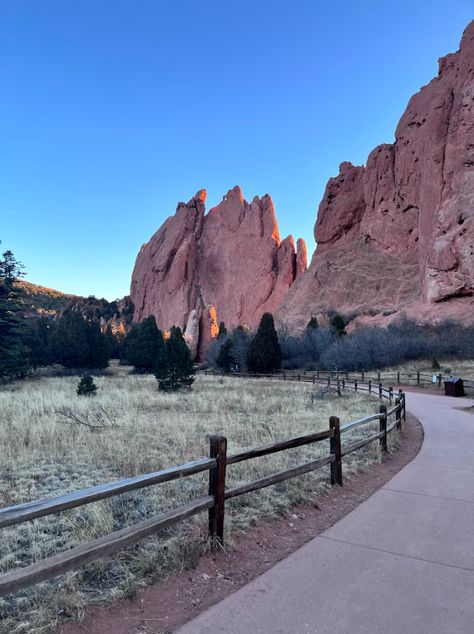 Garden of the Gods, Colorado Springs, Colorado Southern Aesthetic, Monument Colorado, Garden Of The Gods Colorado, Dream Cafe, Southern Colorado, Michael Roberts, Garden Of The Gods, Colorado Travel, Red Rocks