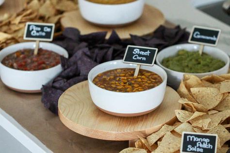 Chisp and salsa bar display. Chips And Salsa Bar, Bar Display Ideas, White Wine Spritzer, Salsa Bar, Chips Salsa, Bar At Home, Roasted Tomato Salsa, Watermelon Salsa, Chunky Guacamole