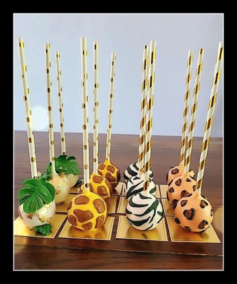 Wild One Treats, Kids Party Appetizers, Zoo Birthday Party Food, Safari Cake Pops, Kid Party Appetizers, Safari Birthday Party Food, Safari Shower Ideas, Dessert Safari, Jungle Theme Cakes