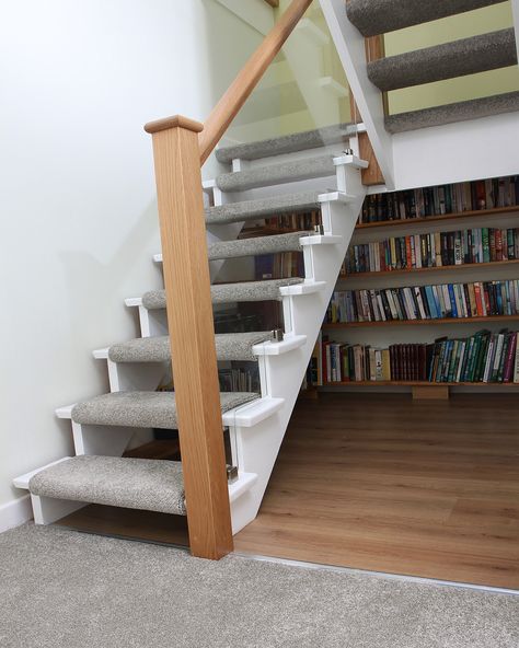 Open Staircase Ideas, Terrace Roof, Entryway Stairs, Open Stairs, Traditional Staircase, New Staircase, Open Staircase, Glass Staircase, Stair Remodel