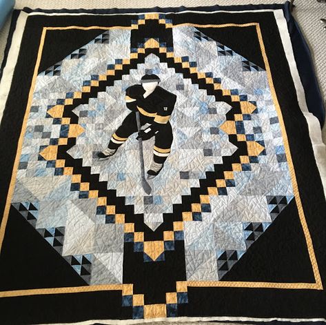 mmm quilts: Center Ice Hockey Quilts Ideas Patterns, Golf Theme Quilt Patterns, Hockey Quilts Ideas, Hockey Quilt Patterns, Hockey Quilt, Hockey Crafts, Themed Quilts, Hockey Bedroom, Quilt Panels