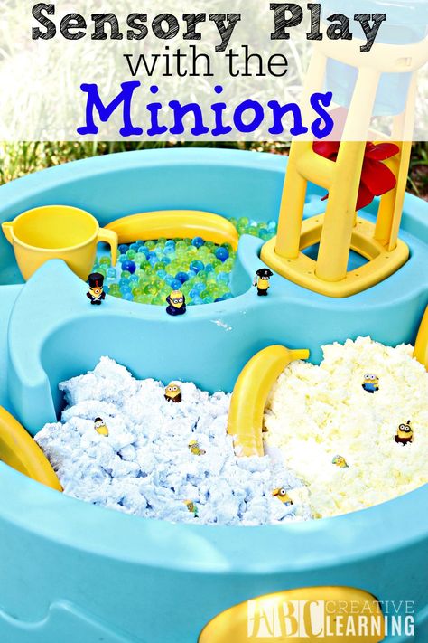 Sensory Play with the Minions activity is perfect for letting children explore through play and imagination! Activities For School Age Kids, Minion Craft, Sensory Tubs, Sensory Dough, Sensory Ideas, The Minions, Sensory Boards, Minion Party, Sensory Bin