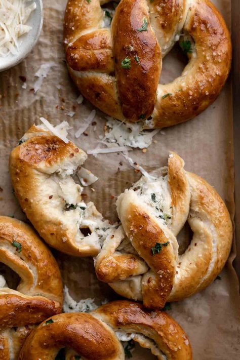 Spinach artichoke stuffed pretzels are extra fluffy soft pretzels stuffed with a creamy and cheesy spinach artichoke filling! Stuffed Pretzels, Cambrea Bakes, Artichoke Stuffed, Pretzel Cheese, Cheesy Spinach, Frozen Dessert Recipe, Winter Comfort Food, Berries Recipes, Summer Dessert Recipes