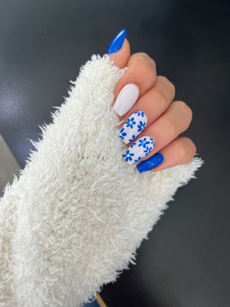 Blue Spring Acrylic Nails, Spring Acrylic Nails, Broken Nails, Summery Nails, Blue Spring, Summer Acrylic Nails, Short Acrylic Nails Designs, Dipped Nails, Pretty Acrylic Nails