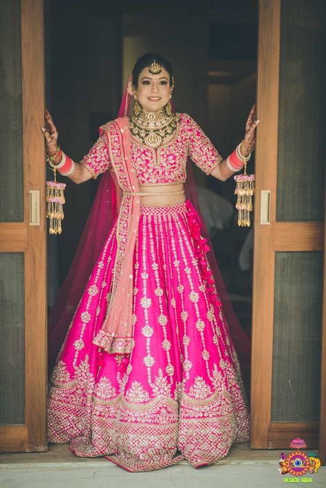 Hot Pink Bridal Lehenga, Pink Blouse Work, Hot Pink Lehenga, New Bridal Dresses, Pink Bridal Lehenga, Bridal Lehenga Designs, Choli Dress, Latest Bridal Lehenga, Indian Outfits Lehenga