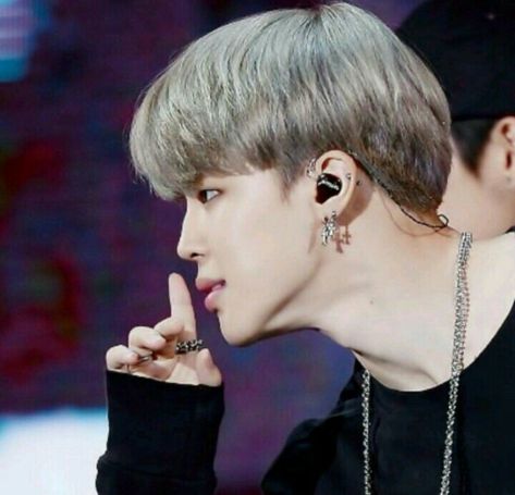 When you see Jimin on a side view Jimin Side View, Jimin Jawline, Jimin Hair, Then Vs Now, Park Jimin Bts Wallpaper, Blood Sweat And Tears, Wallpaper Trends, Bulletproof Boy Scouts, Park Jimin Bts