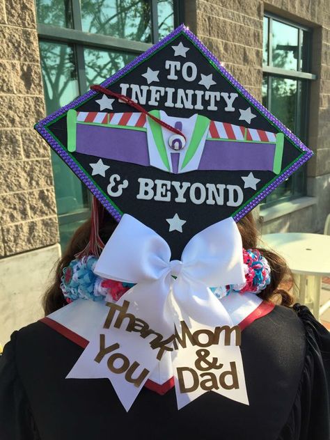 Graduation Cap! Love how sparkly it was. Plus it was Buzz Lightyear and had a bow. Couldn't get any better! Toy Story Grad Cap, Lego Graduation Cap, Disney Graduation Cap Designs, Spiderman Graduation Cap, Graduation Cap Designs Disney, Senior Year Ideas, Disney Grad Caps, Graduation Diy Decorations, Disney Graduation Cap