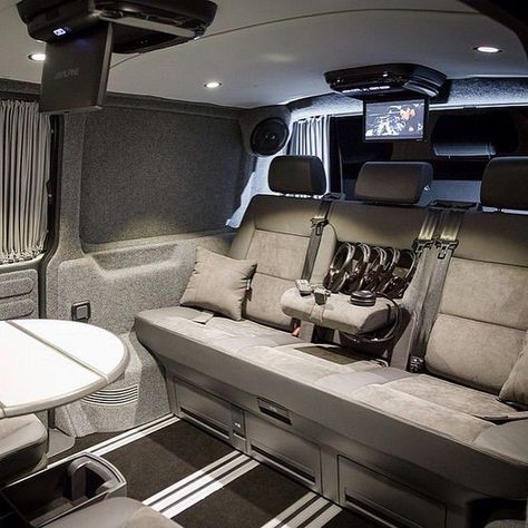 Vw Transporter Interior Ideas, Vw T4 Tuning, T5 Tuning, Vw T5 Interior, Vw T5 Caravelle, Custom Van Interior, T5 Caravelle, Vw Transporter Camper, Vw Transporter Van