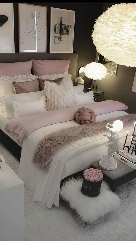 Girl Apartment Decor, Luxury Room Bedroom, Pink Bedroom Decor, Classy Bedroom, Dream Apartment Decor, Woman Bedroom, Redecorate Bedroom, Teen Bedroom Decor, Girl Bedroom Decor