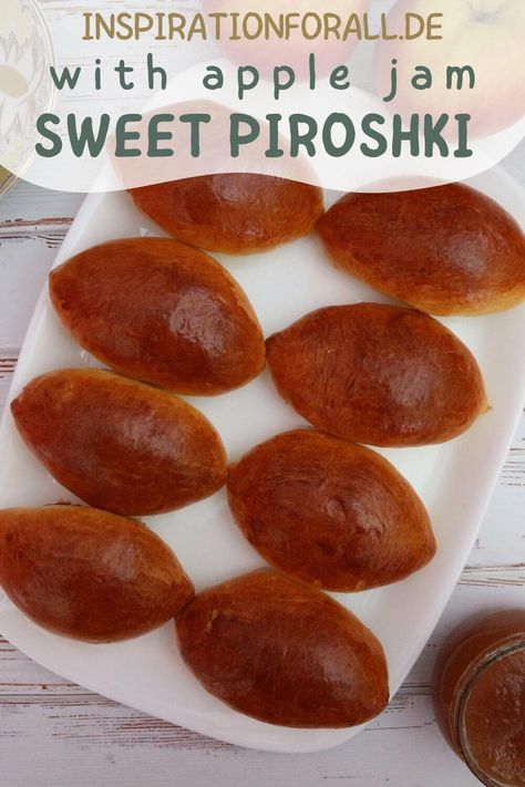 Pirozhki Recipe, Russian Dishes, Apple Jam, Ukrainian Recipes, Jam Recipes, Few Ingredients, Sweet Savory, Lunch Recipes, Delicious Food