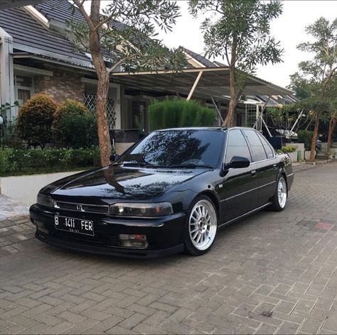 Modified Honda Accord, Honda Accord Cb7, Honda Accord Modified, Cb7 Accord, 1992 Honda Accord, Honda Accord Wagon, Honda Accord Custom, Honda Legend, Black Honda