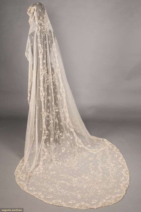 Vintage Cathedral Veil, Vintage Veils Bridal Lace, Cute Wedding Veil, Lace Cathedral Veil With Blusher, Victorian Wedding Veil, All Lace Veil, Vintage Lace Veil, Lace Veil Cathedral, Lace Veil Vintage