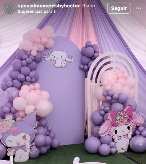 My Melody And Kuromi Birthday Party Ideas, Sanrio First Birthday, Kuromi My Melody Birthday Theme, My Melody And Kuromi Birthday Theme, Sanrio Balloon Arch, Kuromi Bday Theme, My Melody Party Theme, Kuromi Bday Party, My Melody Birthday Party Decorations