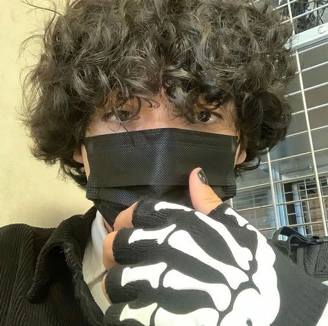 Curly Hair Covering Eyes, Hair Covering Eyes, Transmasc Haircut, Pfp Dark, Hair Covering, Brp Port, Natural Curly Hair, Bad Boy Aesthetic, Boys With Curly Hair