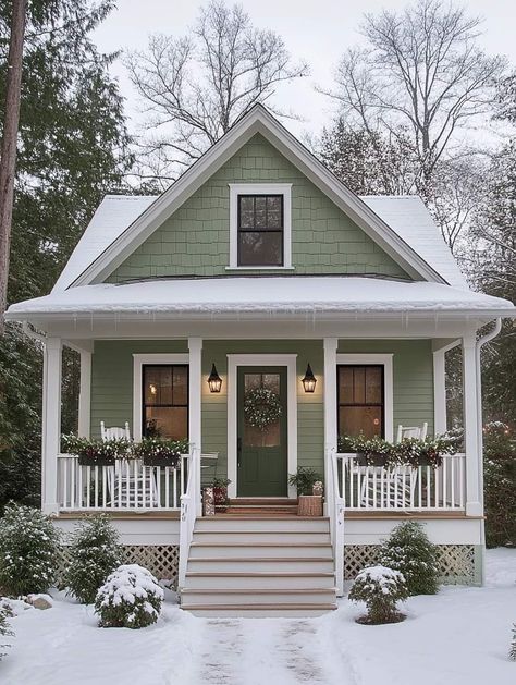 Cozy Small House Design, White Cottage Exterior Uk, Country Suburban House, Small Home With Porch, 1920 Home Exterior, Hometown Hgtv Exterior, Small Old House Aesthetic, Small Home Aesthetic Exterior, Small Cottage Home Exterior