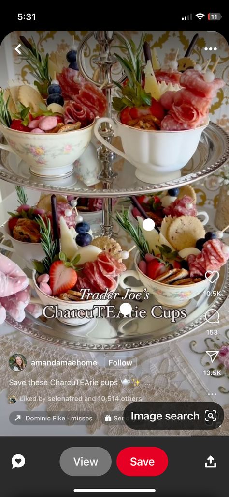 Cup Charcuterie, Charcuterie Party, Alice In Wonderland Tea Party Birthday, Charcuterie Inspiration, Summer Tea, Tea Party Food, Party Food Platters, Charcuterie And Cheese Board, Charcuterie Recipes