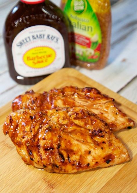 #Yummy in a #Hurry: 3 #Ingredient Recipes That Don't Come up #Short ... Italian Bbq Chicken, Italian Bbq, Best Chicken Marinade, Summer Chicken, Italian Chicken Recipes, Bbq Chicken Recipes, 3 Ingredient Recipes, Italian Chicken, Chicken Meals