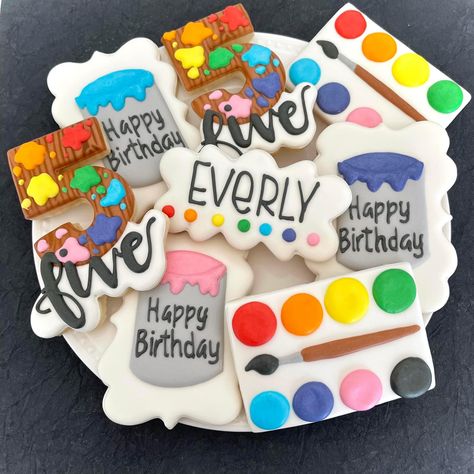 Paint Theme Cookies, Paint Splatter Cookies, Art Party Cookies Decorated, Art Birthday Cookies, Paint Themed Birthday Party Cake, Art Theme Cookies, Paint Cookies Decorated, Paint Party Cookies, Art Themed Cookies