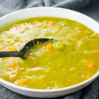 Nothin' Fancy: Split Pea Soup -- 0 Smart Points Soup Low Carb, Easy Pressure Cooker Recipes, Split Pea Soup Recipe, Instant Pot Soup Recipes, Split Pea Soup, Instant Pot Soup, Low Carb Soup, Healthy Meals To Cook, Pea Soup