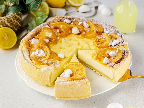 Vegan Desert Recipes, Limoncello Cheesecake, Pies & Tarts, Desert Recipes, Italian Recipes, Camembert Cheese, Tart, Waffles, Cheesecake