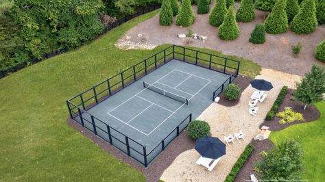 Outdoor Pickleball Court Ideas, Home Pickle Ball Courts, Pickleball Courts Design, Building A Pickleball Court, Residential Pickleball Court, Pickle Ball Backyard, Pickle Ball Court Backyard Ideas, Luxury Pickleball Court, Pickleball Home Court