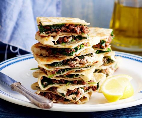 Gozleme Recipe, Lamb Mince Recipes, Homemade Dinner Recipes, Feta Recipes, Mince Recipes, Homemade Pastries, Greek Dishes, Sukkot, Homemade Dinner