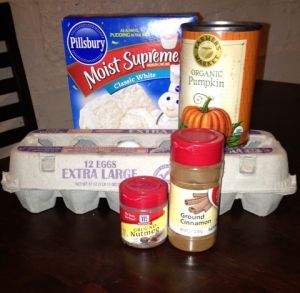 Pumkin Cake, Pumpkin Spice Cake Recipe, Cupcakes From Scratch, Pumpkin Cake Mix, Making Cupcakes, Spice Cake Recipes, Fall Cupcakes, Pumpkin Spice Cake, Spice Cake Mix