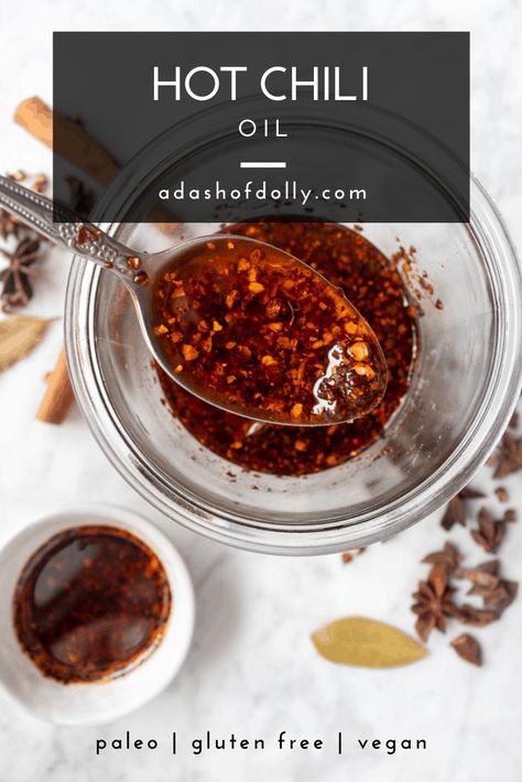 Hot Chili Oil (Paleo, Gluten Free, Vegan) - a dash of dolly Make Chili Oil, Szechuan Green Beans, Hot Chili Oil, Chili Oil Recipe, How To Make Chili, Chili Oil, Vegan Condiments, Hot Chili, Simple Recipe