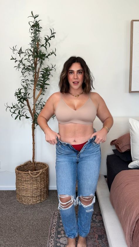 Shop AE Strigid Ripped Mom Jean and other curated products on LTK, the easiest way to shop everything from your favorite creators. Rip Mom, Mom Jeans Outfit, Ripped Mom Jeans, Mom Jean, Stretchy Jeans, Denim Outfit, Mom Style, Jean Outfits, Spring Outfits