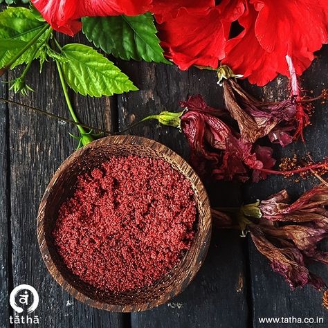 Also, know as the Botox Plant, Hibiscus works as an excellent anti-ageing and anti-pollution agent. Dry out the Hibiscus flower and crush them into a powder. Mix a spoonful of the powder with 2 spoons brown rice flour, 1/2 spoon yogurt, and 1/2 spoon aloe vera gel to form a thick paste. Spread it over your face and leave it on for 10-15 minutes. #Tatha #TathaLife #TathaBeauty #TathaWellness #VedicCollection #aromatherapy #essentialoil #hibiscus #wellness Mehndi Hair, Plant Hibiscus, Hibiscus Powder, Mehndi Hairstyles, Strawberry Powder, Brown Rice Flour, Diy Hair Mask, Anti Ageing, Dry Leaf