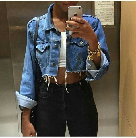 Baddie Outfit, Instagram Baddie, College Fits, Denim Outfits, Womens Denim, Elegantes Outfit, Mode Inspo, Denim Jacket Women, Tweed Blazer