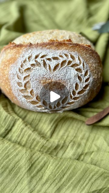 The Sourdough Flourist on Instagram: "Sourdough 💕 But of course a simple sourdough wheat heart score to commemorate this time of the year. Fa la la 💕💕💕 Joining @artbreadlove February challenge #myheartsourdough 💕 Scored with @wiremonkeyshop UFO LAME🐒 Baked with @bobsredmill organic flour 🌾 @mondayswimwear sarong for a crinkled texture backdrop 🌿 #sourdoughflourist #food52 #wheat #valentines #valentine #heart #love #sourdough #sourdoughart #sourdoughbread #bread #artisanbread #foodie #flower #fermentation #sourdoughbreadart #design #feedfeed #instagood #winter #viral #instavideo #instagram #foodporn #foodie" Flower Scoring Bread, Confetti Sourdough Bread, Cute Sourdough Scoring, Heart Sourdough Scoring, Flower Sourdough, Score Sourdough Bread, Scoring Sourdough Bread, Sourdough Art, Sourdough Designs