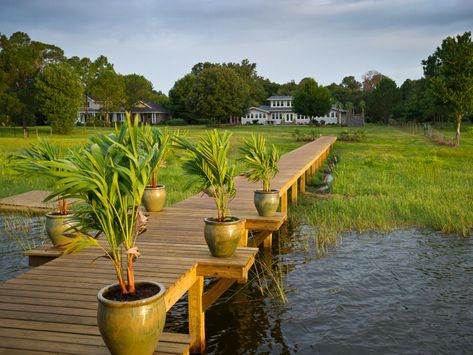 Cyprus Trees, Dock Ideas, Potted Palms, Pergola Pictures, Florida Landscaping, Diy Hammock, Lake Dock, Lakefront Living, Outdoor Walkway