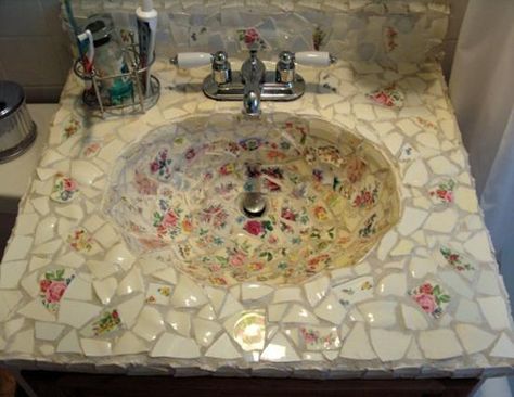 Beautiful Bathroom Sinks Decorated with Mosaic Tiles Bathroom Uk, Arts And Crafts Bathroom, Modern Tile Designs, Mosaic Sink, Mosaic Bathroom Tile, Mosaic Tile Kitchen, Bathroom Sink Design, Walls Ideas, Mosaic Tile Designs