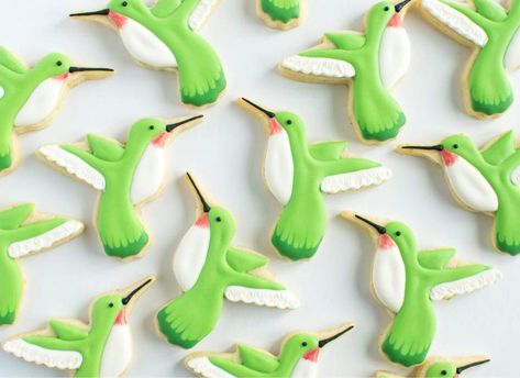 Hummingbird cookies by Jessica Page. Hummingbird Cookies, No Bake Sugar Cookies, Bird Cookies, Fancy Cupcakes, Cookie Brownie Bars, Summer Cookies, Sugar Cookie Frosting, Fancy Cookies, Creative Cookies