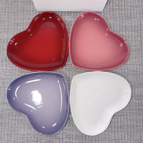 Brand New In Box Le Creuset Heart Plates Set Of 4. Color: Cerise, White, Bluebell Purple And Rose Quartz Size Is 17cm. Please See Pictures For Details. All Sales Are Final, No Return. Le Creuset Plates, Heart Shaped Kitchenware, Purple Dishes, Le Creuset Tea Kettle, Le Creuset Heart, Heart Plates, Plates Ideas, Romantic Cross Stitch, Le Creuset Kitchen