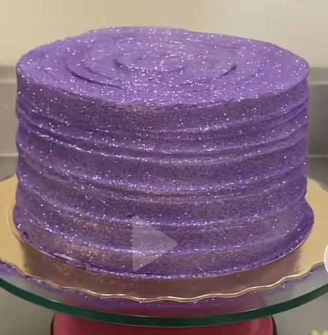 Euphoria Birthday Cake Aesthetic, Purple Glitter Birthday Party Ideas, Euphoria Cake Ideas, Euphoria Birthday Cake, Purple Glitter Cake, Euphoria Cake, Bolo Euphoria, Sparkly Cake, Glitter Birthday Cake