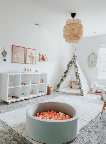 Bedroom Playroom Combo Small Spaces, Toddler Bedroom And Playroom Combo, Home Playroom Ideas, Unisex Playroom, Toddler Bedroom Playroom, Boho Playroom, Neutral Playroom, Montessori Nursery, Kids Rooms Inspo